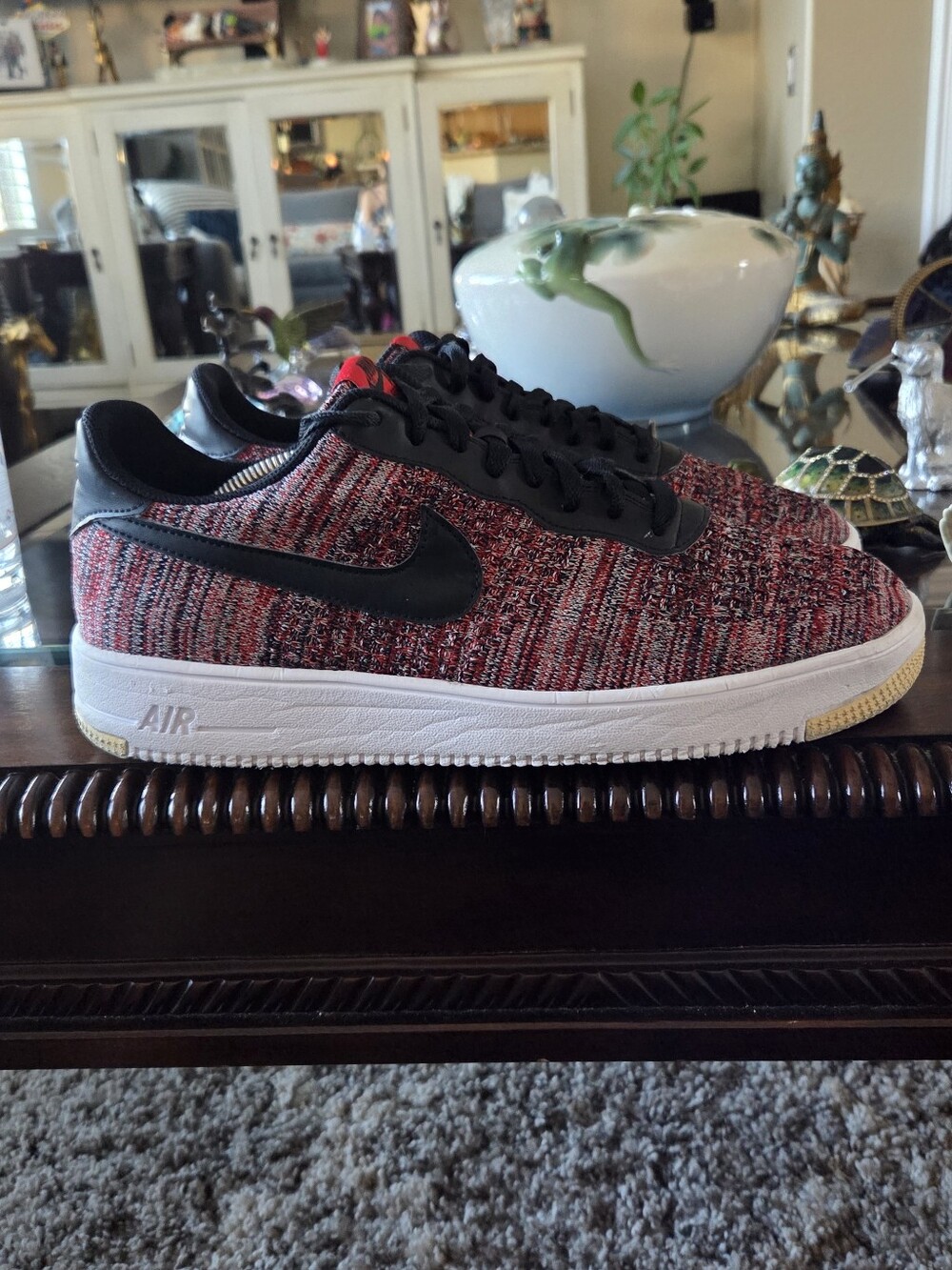 Nike Air Force 1 Men's Low-Top Flyknit Sneakers in Red and Black